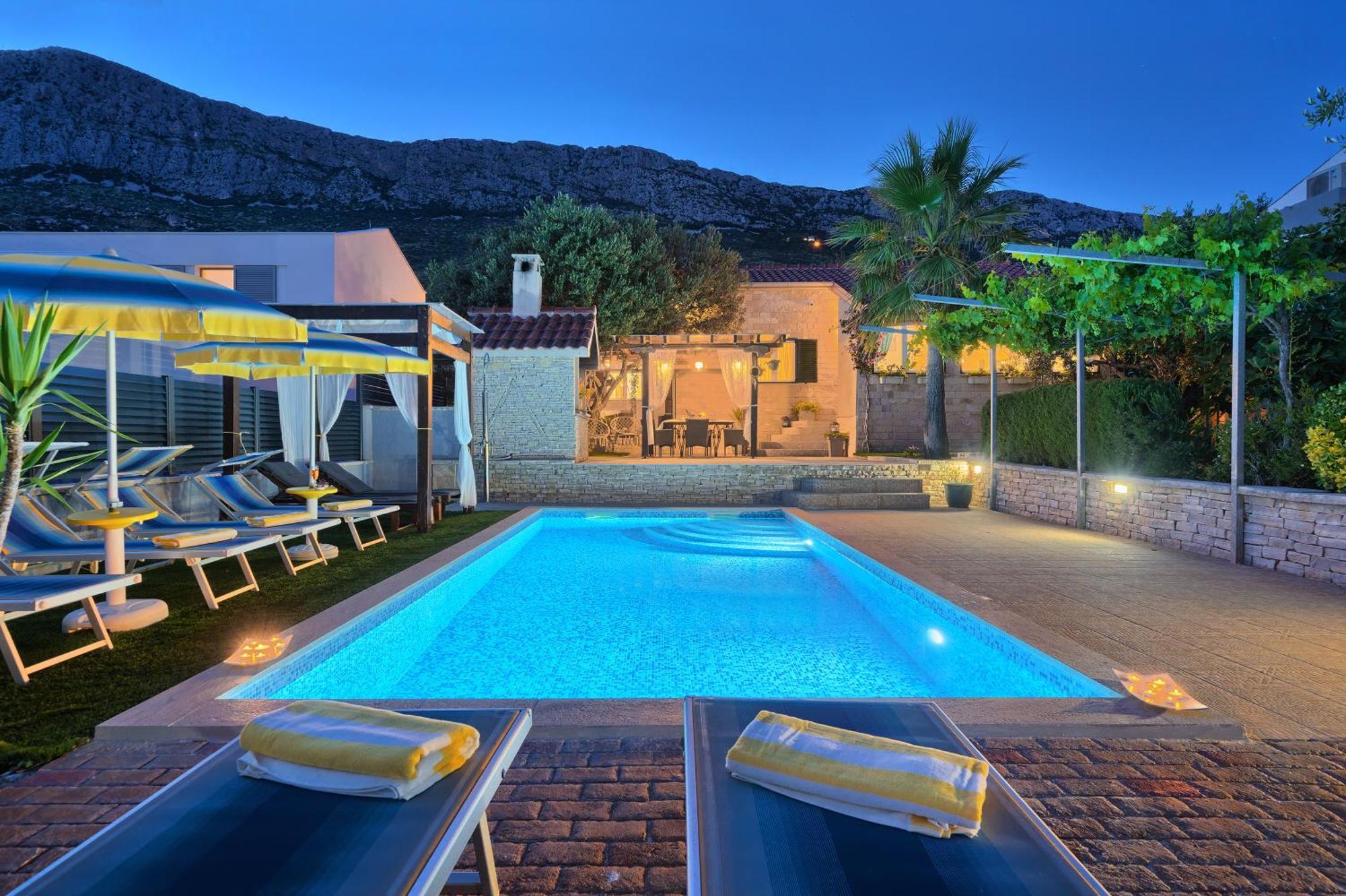 Villa Antea Kaštela エクステリア 写真