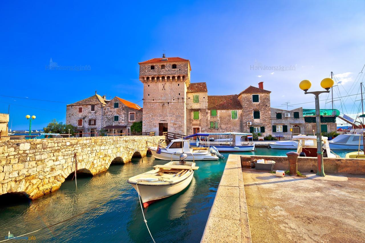 Villa Antea Kaštela エクステリア 写真